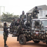 Ο-νιγηριανός-στρατός-αναζητά-στη-ζούγκλα-τους-300-μαθητές-που-απήχθησαν-από-ενόπλους-στην-Πολιτεία-Καντούνα